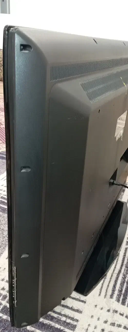 تلوزیون ال سی دی دوو ۴۲ فول اچ دی|تلویزیون و پروژکتور|ساروق, |دیوار