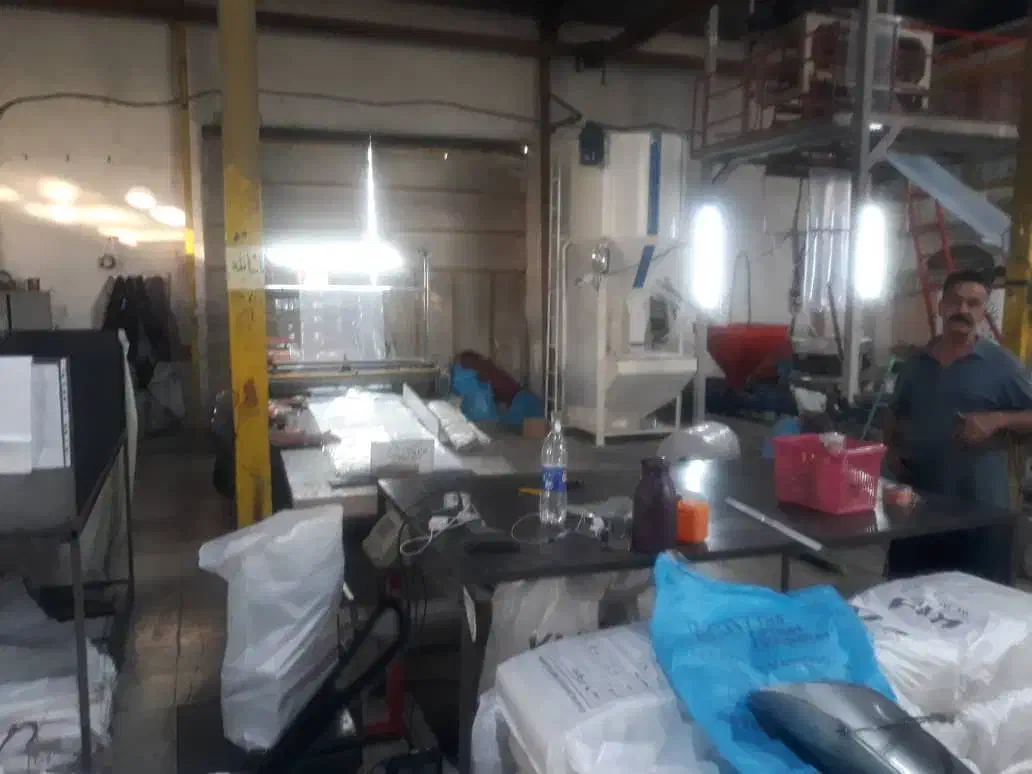 400متری سوله ارتفاع 6 ریل جرثقیل سقفی|اجارهٔ دفتر صنعتی، کشاورزی، تجاری|اندیشه, اندیشه فاز ۱|دیوار