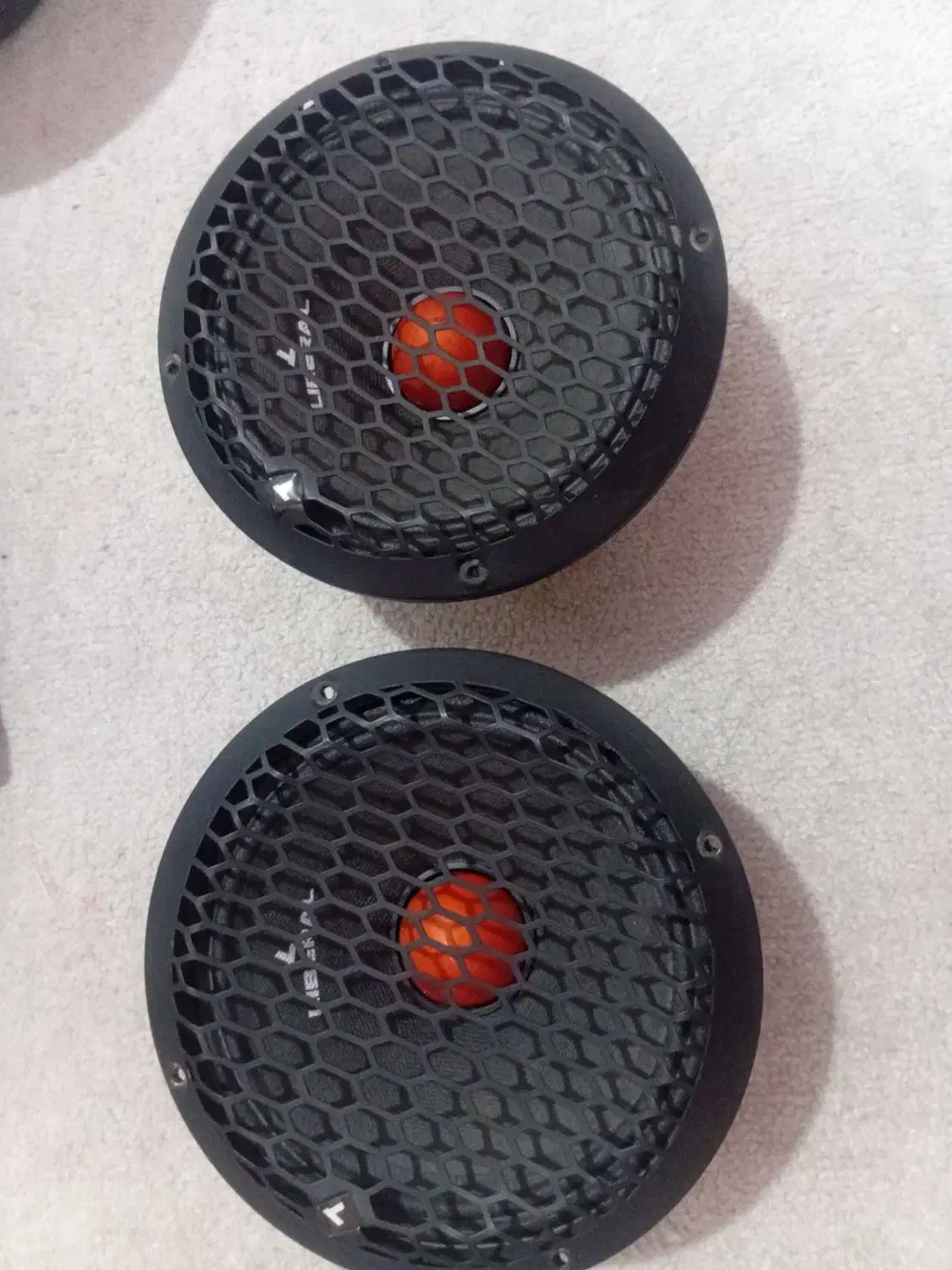 میدرنج|صوتی و تصویری|شوشتر, |دیوار