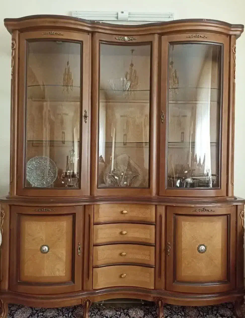 کتابخانه وکنسول چوبی کلاسیک ۲تکه(گنجه بوفه ویترین)|کتابخانه، شلف، قفسههای دیواری|مشهد, رضاشهر|دیوار