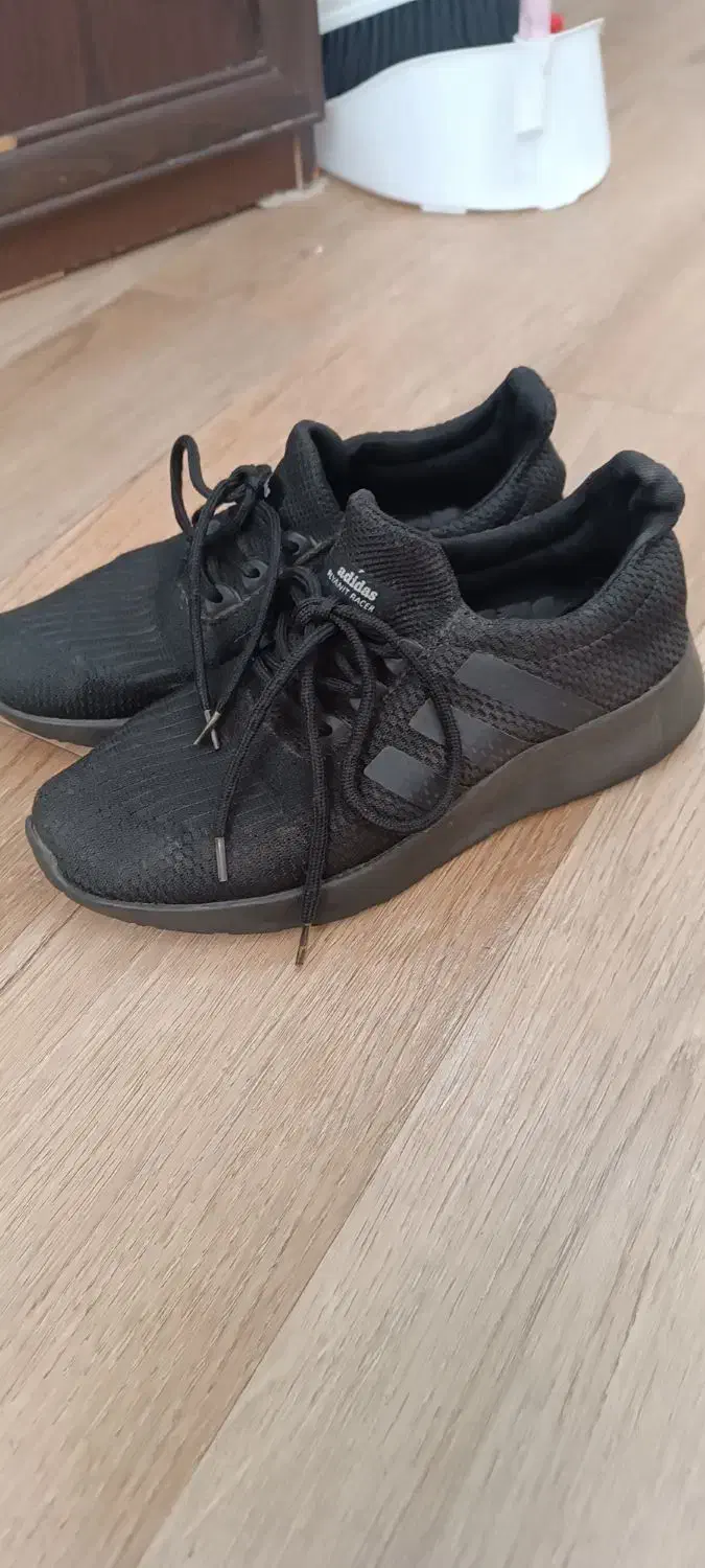 کتونی سالم سالم|کیف، کفش، کمربند|اراک, |دیوار