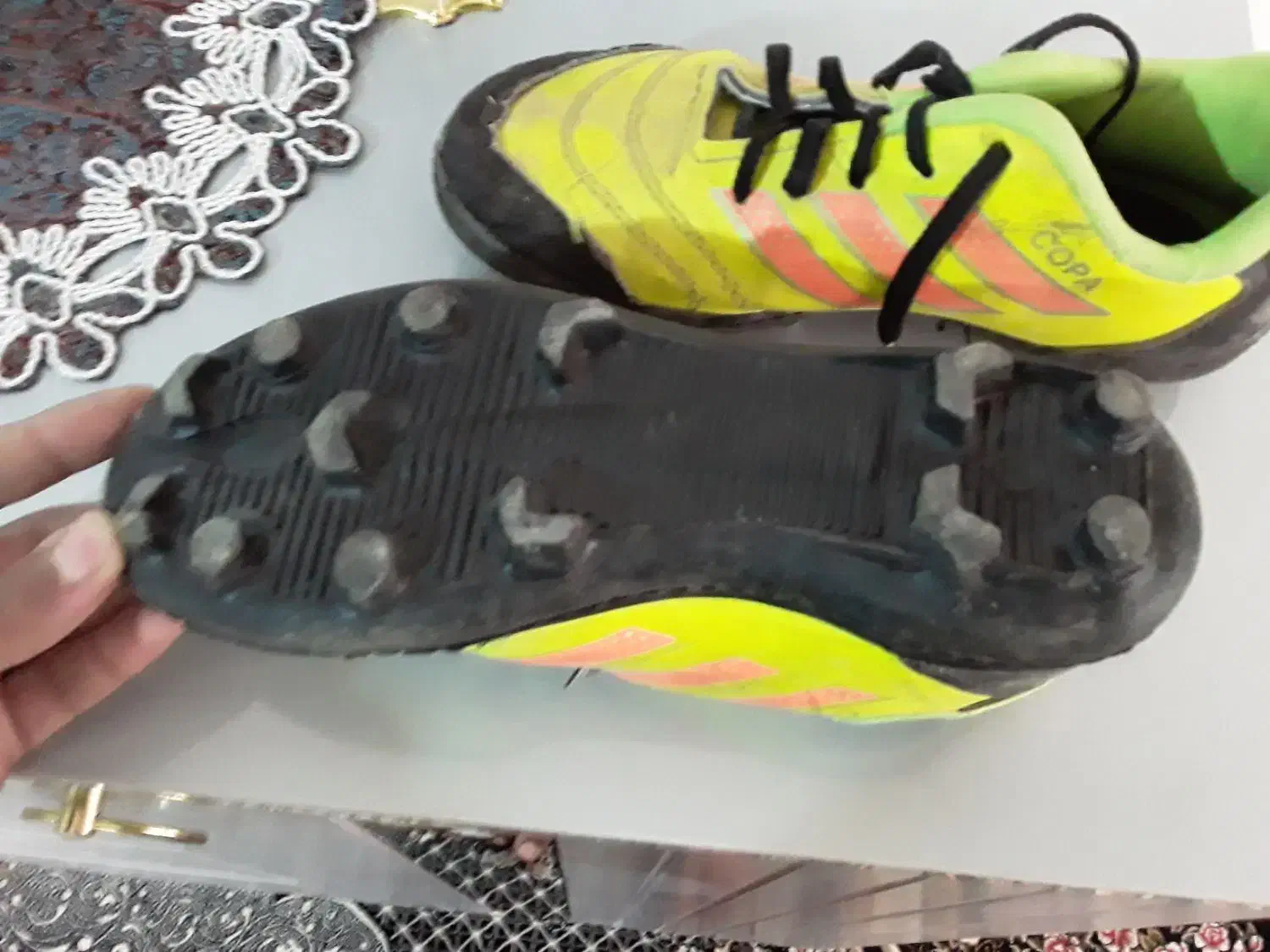 کفش میخی|کفش و لباس بچه|تربت‌حیدریه, فتح المبین|دیوار