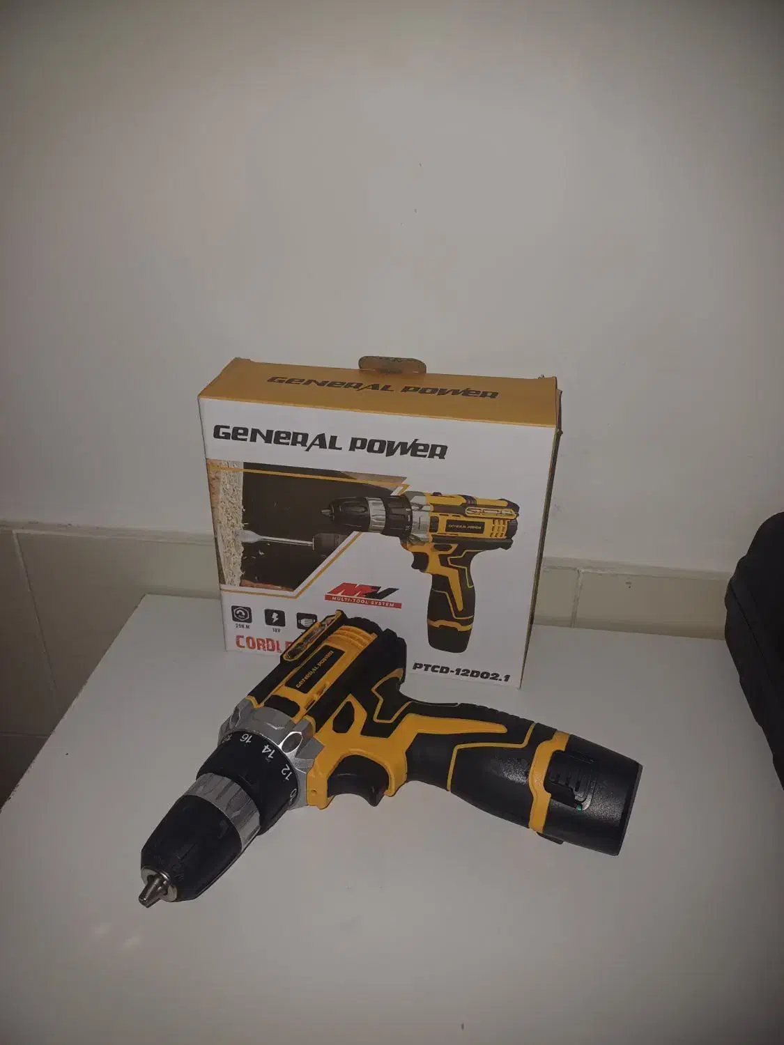 دریل و سنگ فرز|ماشین‌آلات صنعتی|الیگودرز, |دیوار