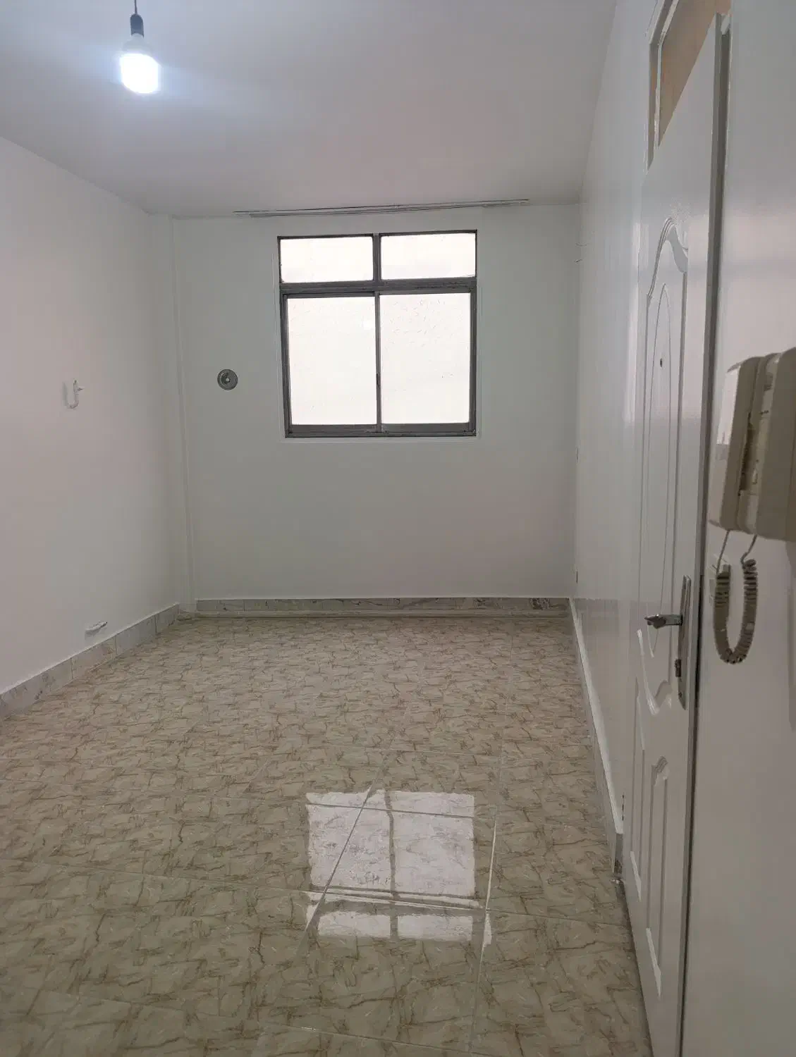 40 متر-تک واحدی -ط اول - تخلیه-تا مترو ۲ دقیقه