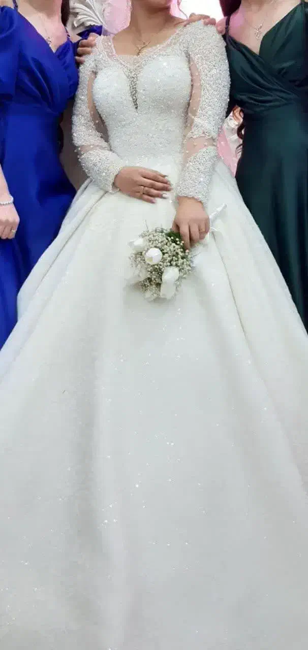 لباس عروس|لباس|بروجرد, |دیوار