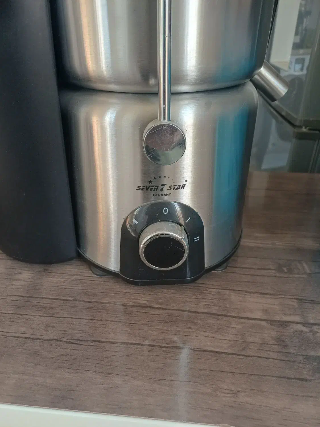 آب میوه گیر|آبمیوهگیر و آبمرکباتگیر|کوهدشت, |دیوار