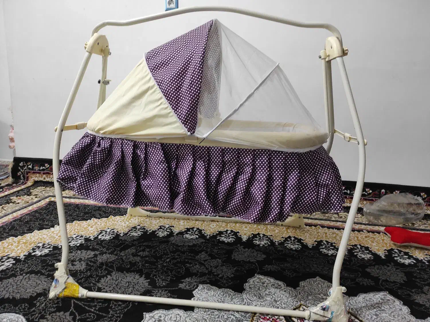 گهواره قابل حمل|کالسکه و لوازم جانبی|شوش, |دیوار