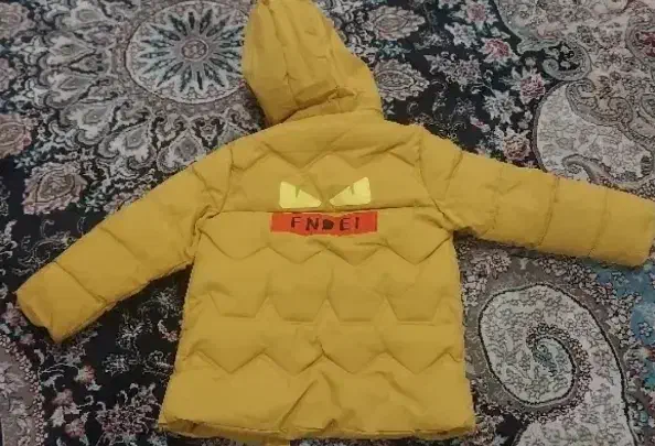 کاپشن نو|لباس|ساوه, |دیوار