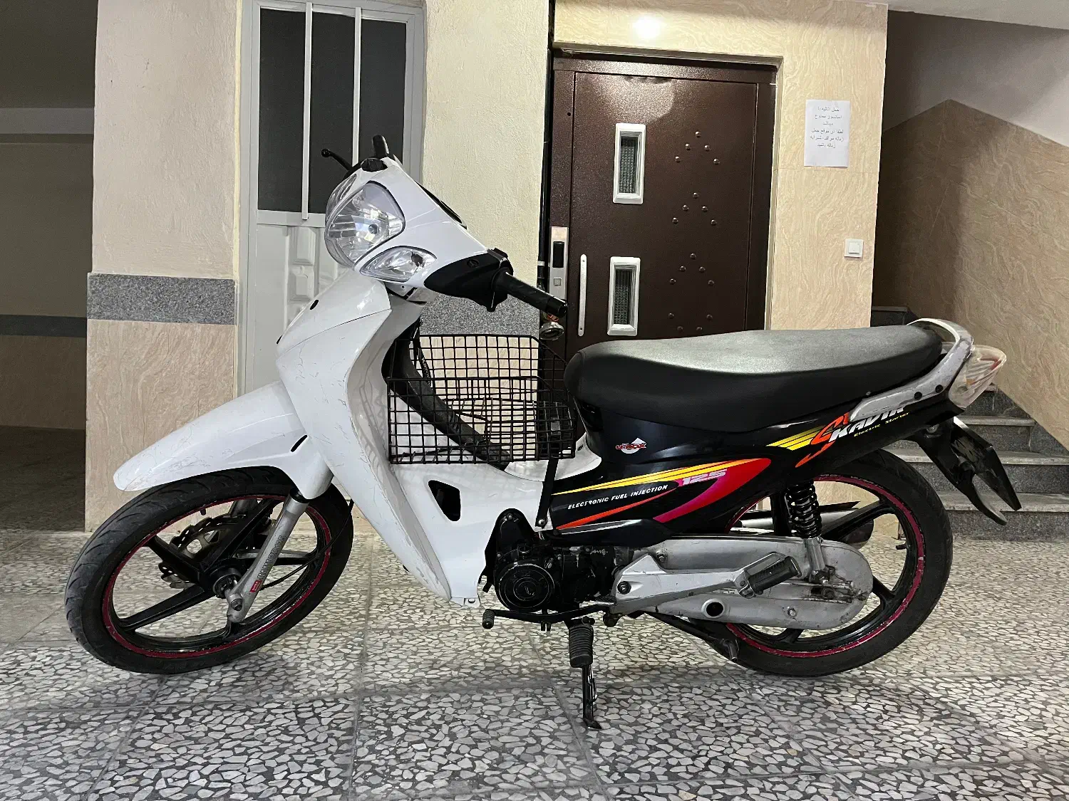 بیکلاج مدل نامی|موتورسیکلت|ساری, |دیوار