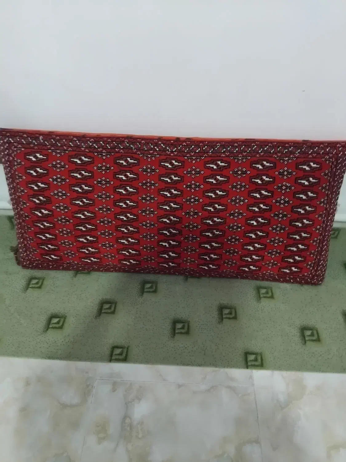 پشتی دوجفت|پشتی|مراغه, |دیوار