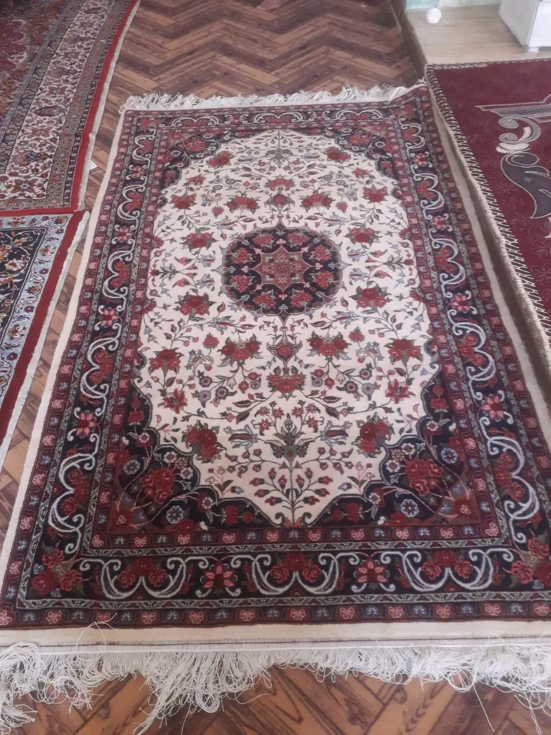 قالی بیجار|فرش|نهاوند, |دیوار