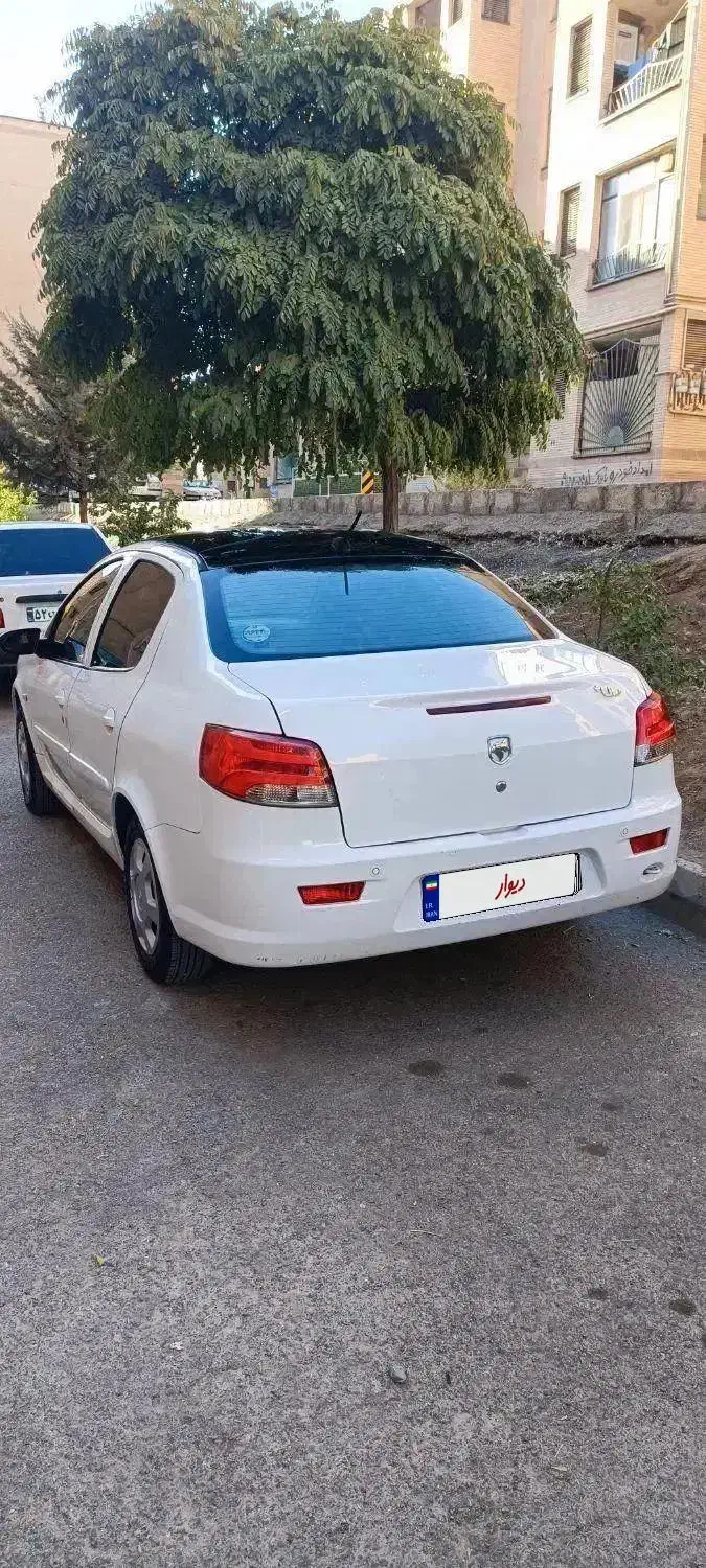 رانا پلاس مدل ۱۴۰۱ سقف پانا (شیشه ای) بی رنگ|خودرو سواری و وانت|سنندج, |دیوار