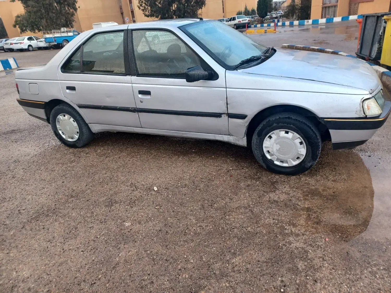 ۴۰۵ مدل۸۳|خودرو سواری و وانت|شیراز, گلدشت معالی‌آباد|دیوار