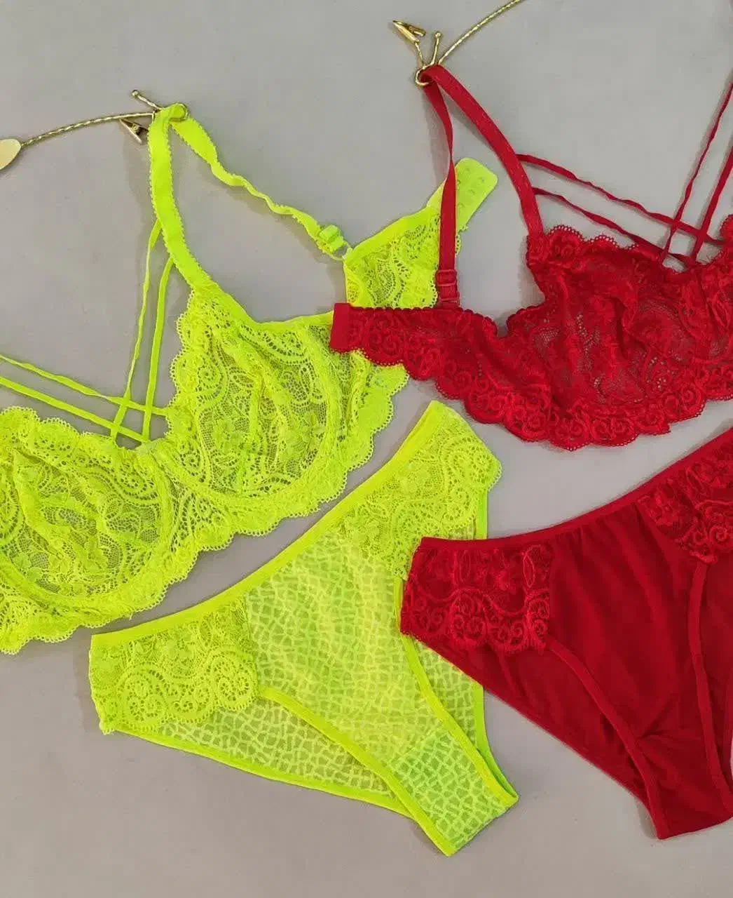 لباس زیر|لباس|خرمآباد, |دیوار