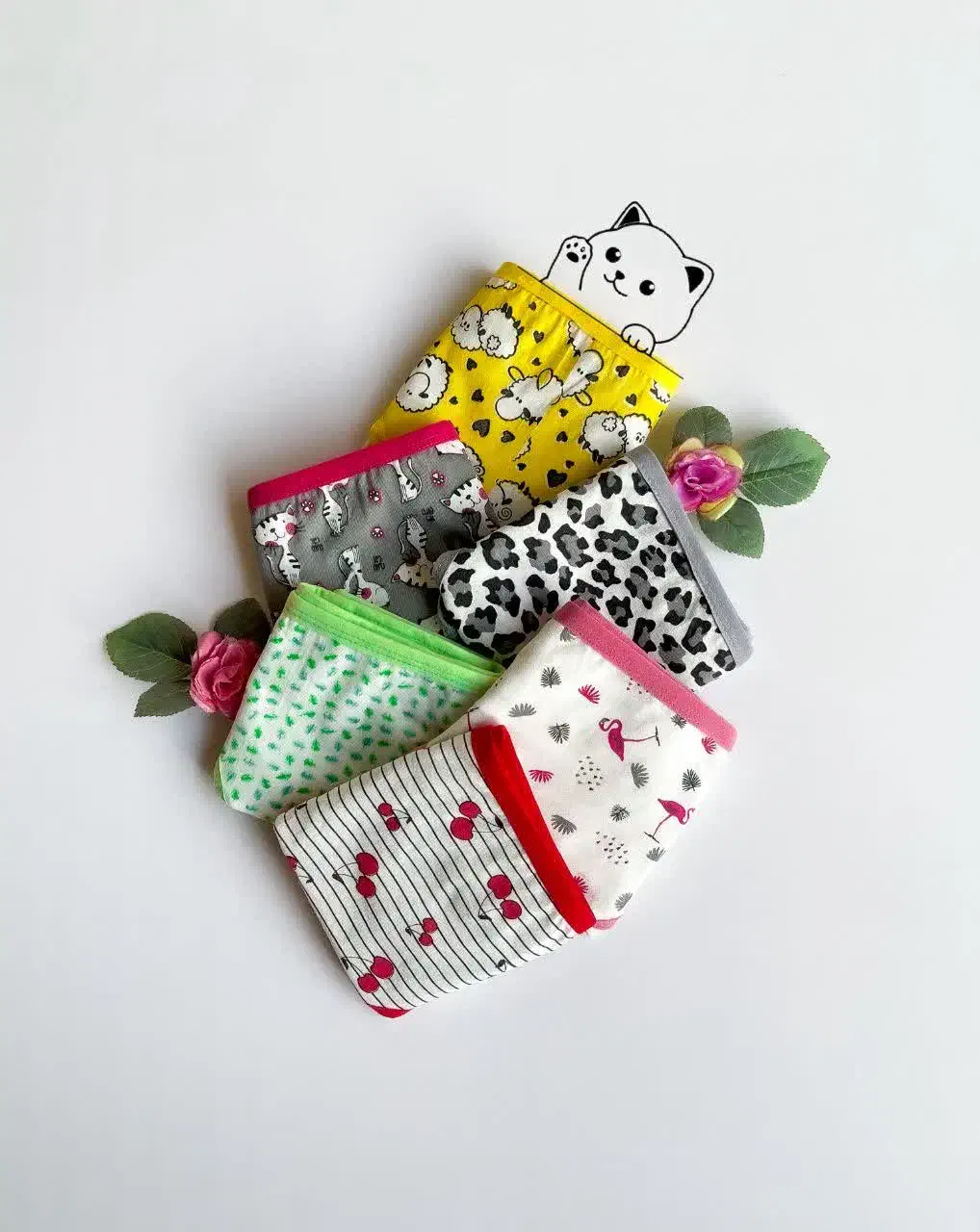 لباسزیر، گالری روجا|لباس|کاشان, باهنر|دیوار