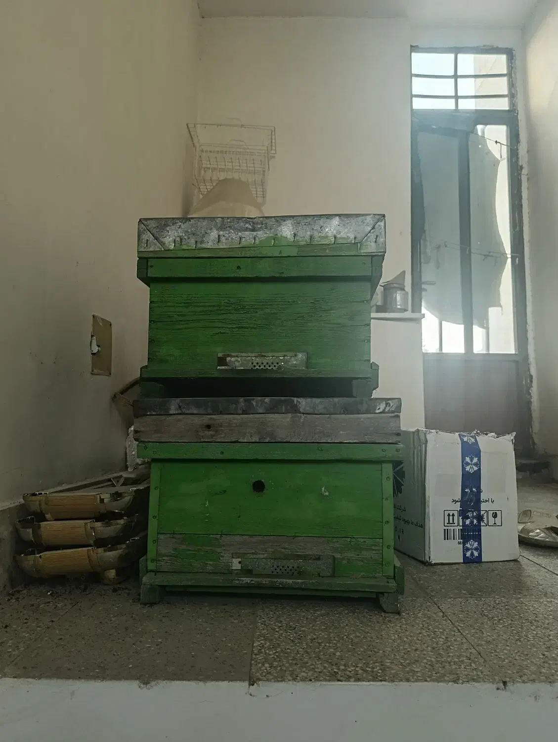 کندو و لباس و کلاه زنبور داری|لوازم جانبی حیوانات|گنبد کاووس, |دیوار