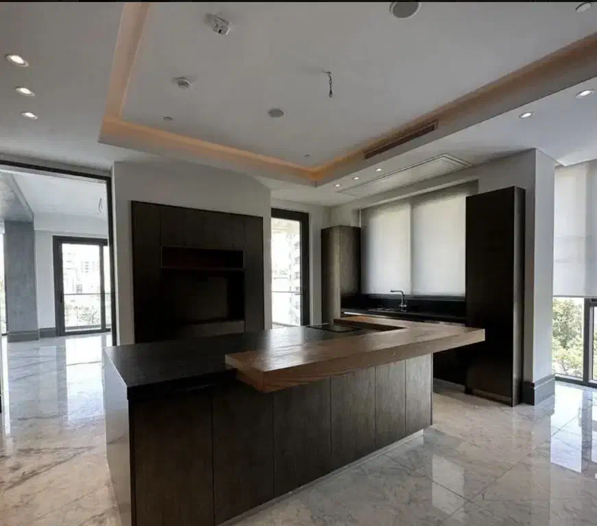 ۲۷۰متر (قلب فرشته / تراس وسیع / سراسر پنجره)