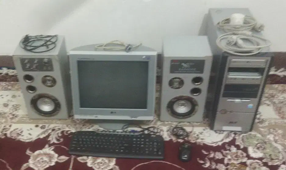 کامپیوتر  با تمام تجهیزات|رایانه رومیزی|ایذه, |دیوار