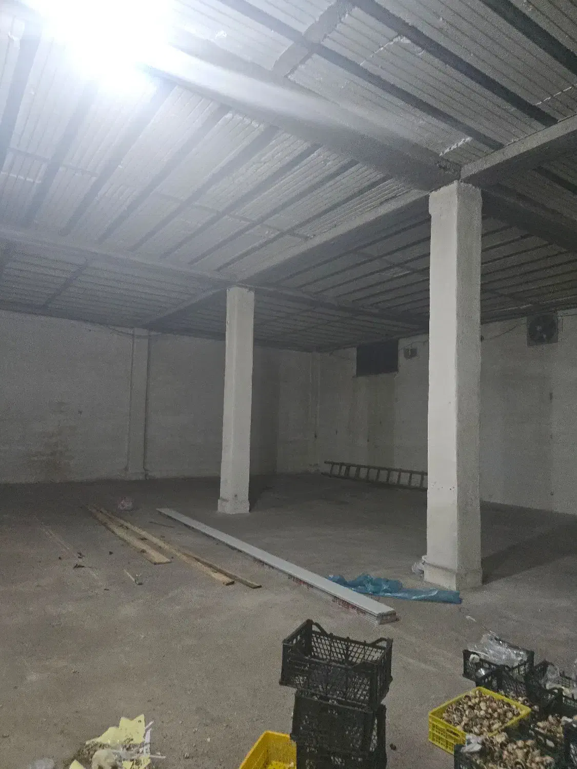 انبار 230 متری ارتفاع 4ونیم ضد سرقت|اجارهٔ دفتر صنعتی، کشاورزی، تجاری|رشت, شهرک صبا|دیوار