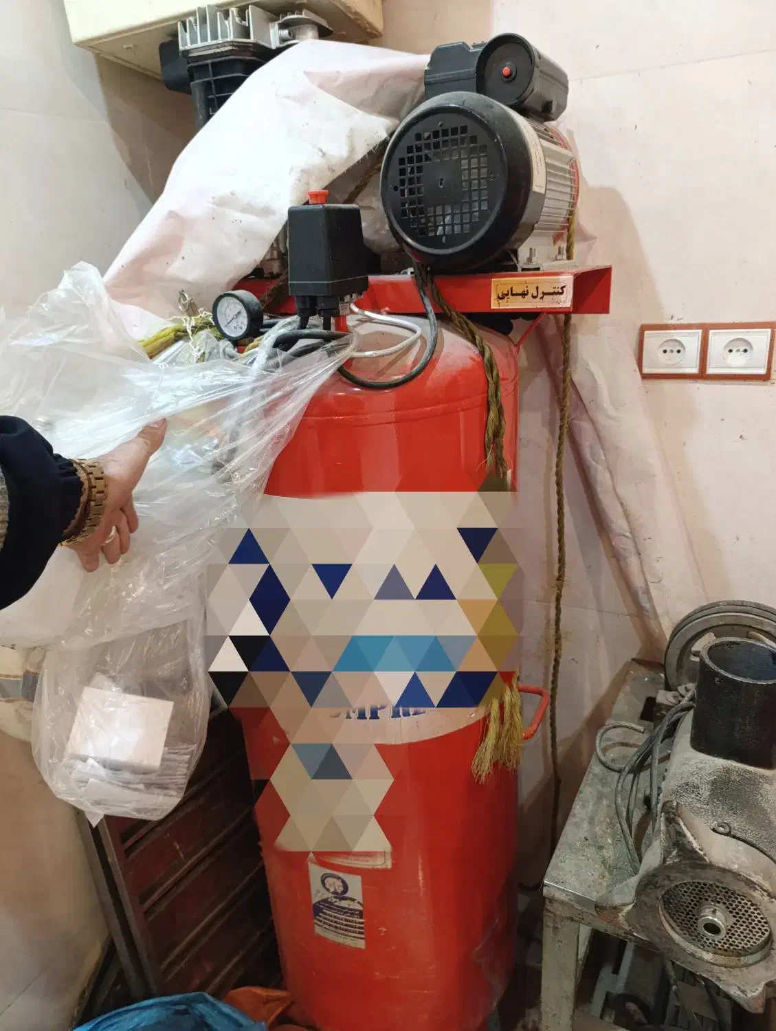 موتور باد 250 لیتری دو سیلندر|ابزارآلات|شیراز, شهرک دارایی|دیوار