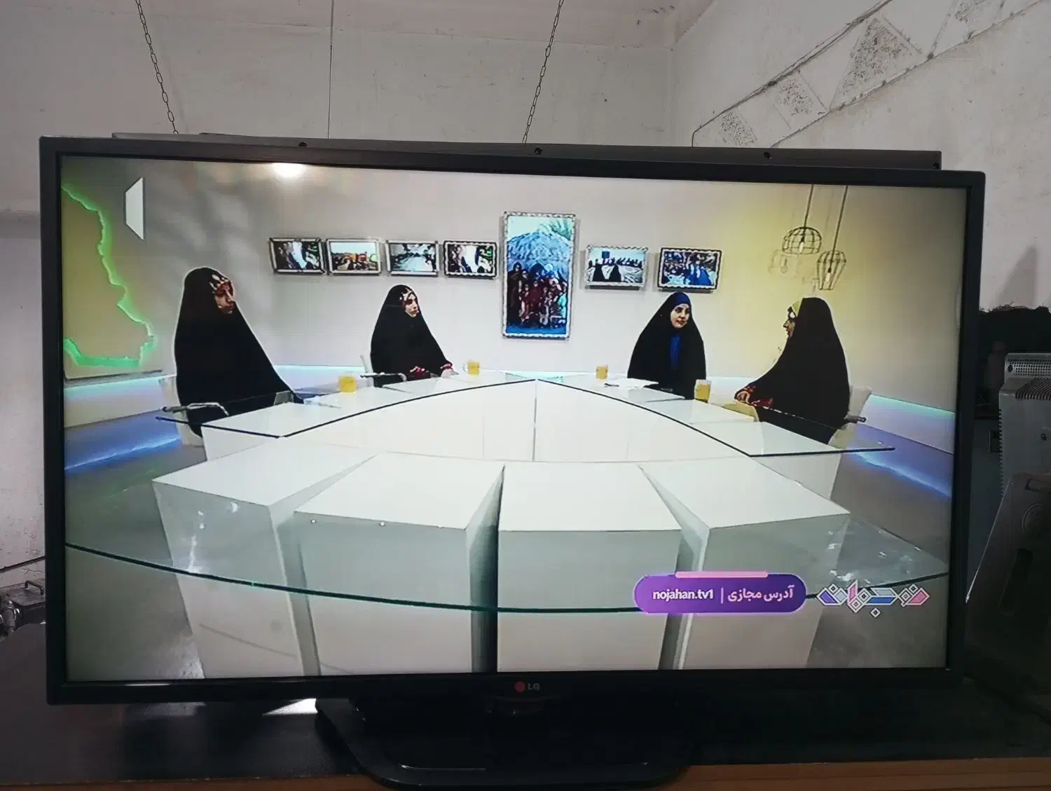 ال ای دی اصل کره ۴۲ اینچ|تلویزیون و پروژکتور|سمنان, |دیوار