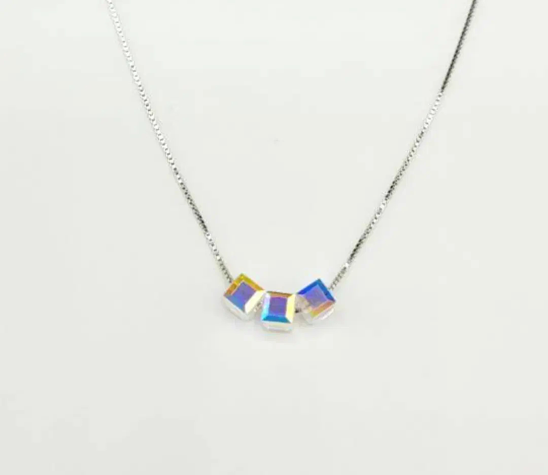 گردنبند نقره سواروسکی سه مکعب با سنگ اوپال|جواهرات|گلبهار, شهر جدید گلبهار|دیوار