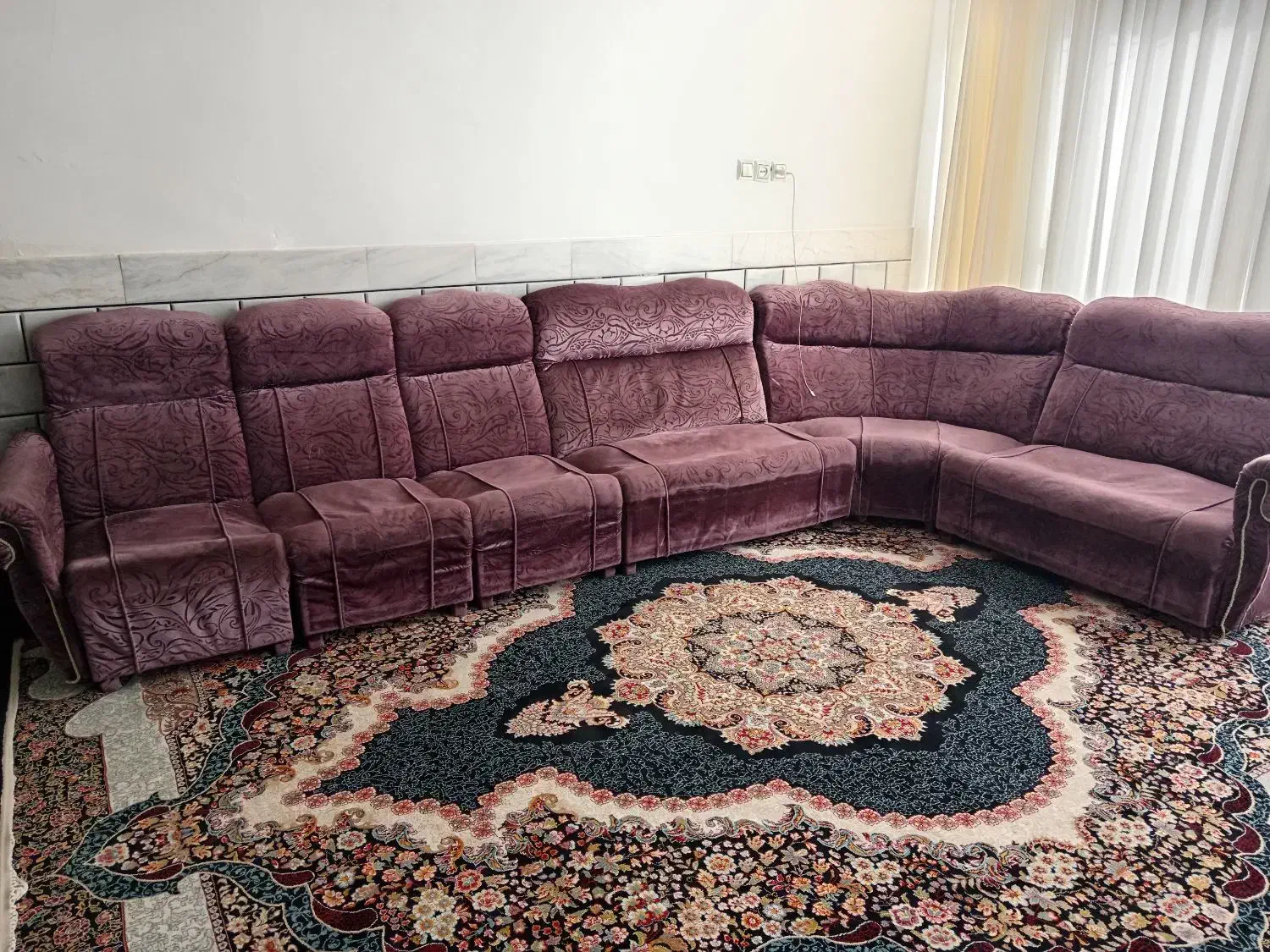 مبل مدل ال بسیار شیک|مبلمان خانگی و میز عسلی|داران, |دیوار