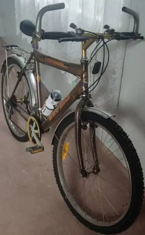 دوچرخه تمیز و سالم در حد نو|دوچرخه، اسکیت، اسکوتر|بندر انزلی, بشمن|دیوار