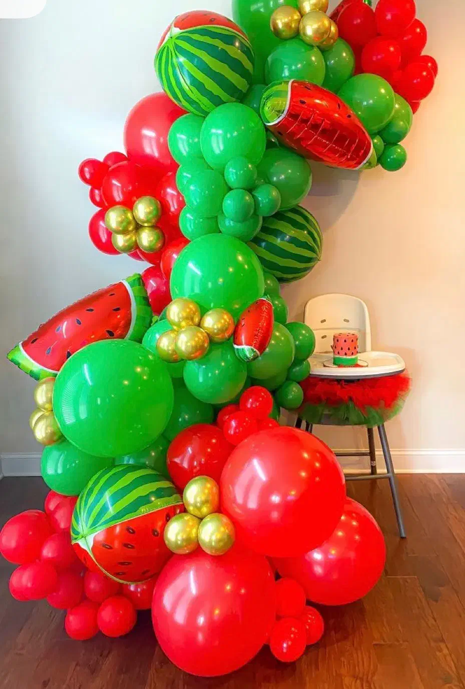 جشنواره ی یلدایی بادکنک آرایی ویژه ی شب یلدا|خدمات پذیرایی، مراسم|یزد, |دیوار