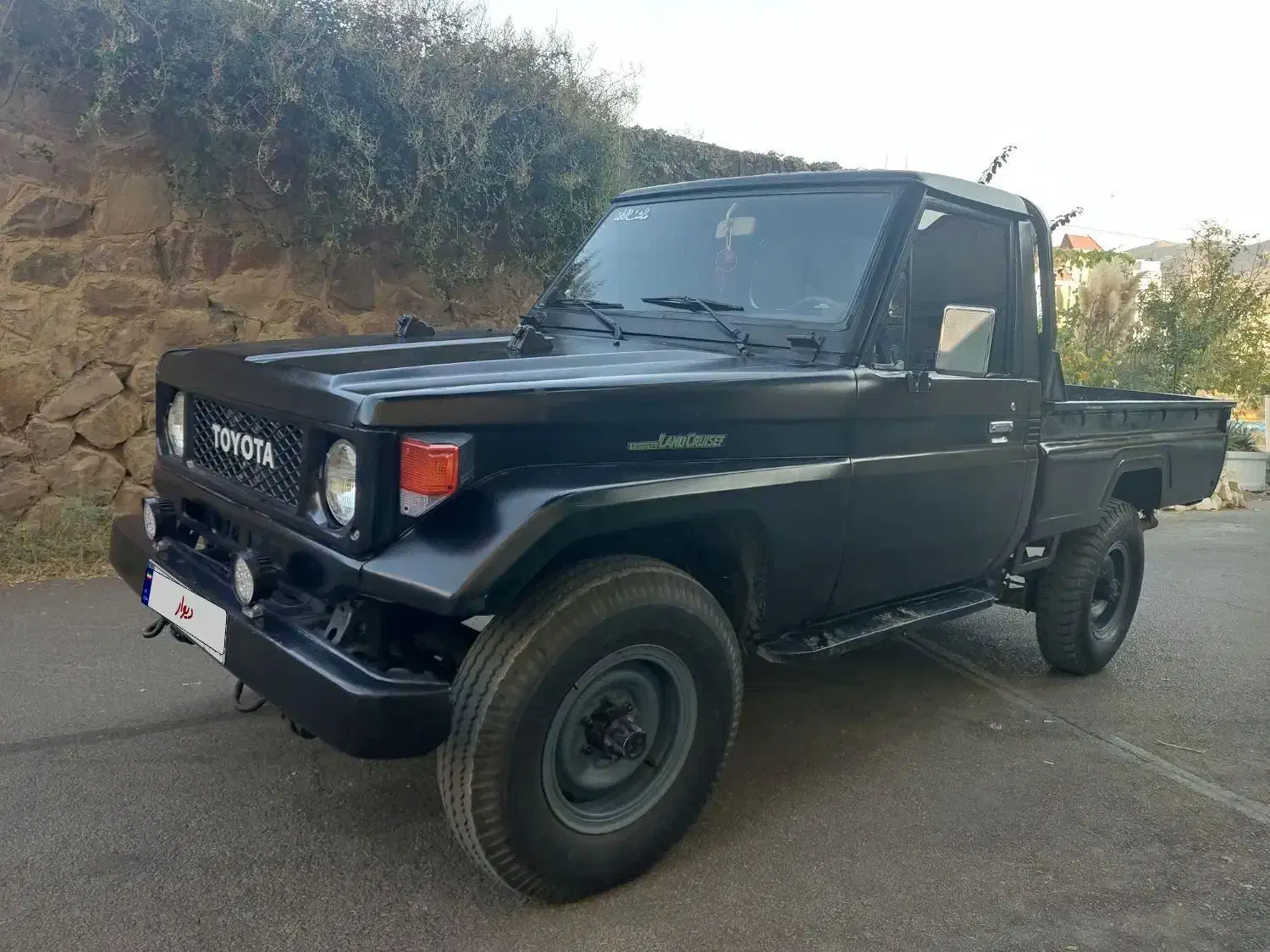 وانت تویوتا لندکروز|خودرو سواری و وانت|تهران, اقدسیه|دیوار