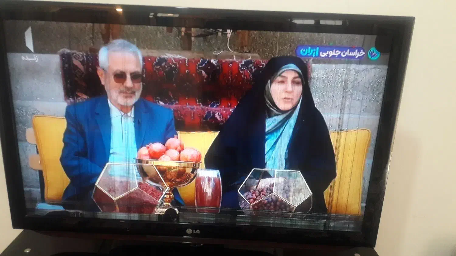 تلویزیون ال سی دی ۴۲اینچ|تلویزیون و پروژکتور|فردیس, شهرک ارم|دیوار