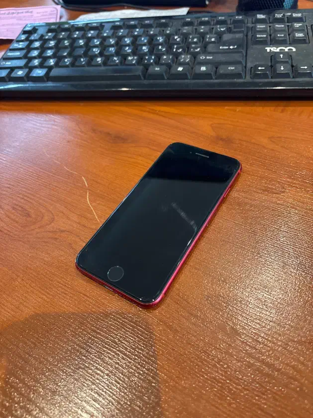Iphone se 2020|موبایل|تهران, قنات‌کوثر|دیوار