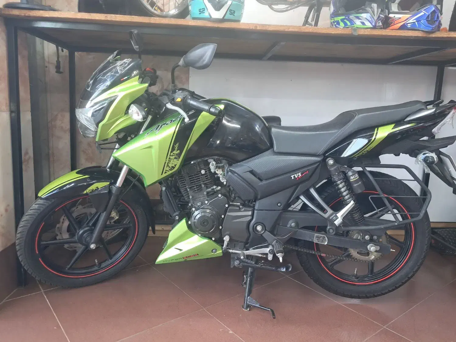 صفر ۹۵|موتورسیکلت|لاهیجان, شیشه گران|دیوار