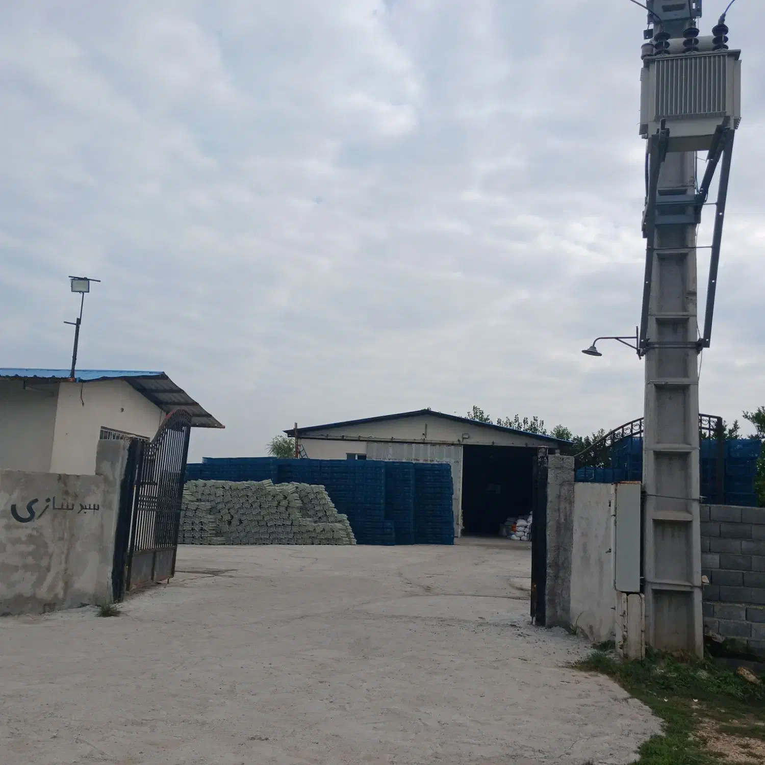 فروش کارگاه تزریق پلاستیک|فروش دفتر صنعتی، کشاورزی، تجاری|ساری, |دیوار