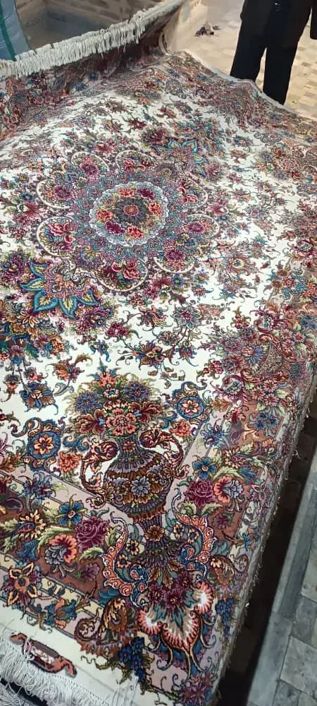 جفت ۹ متری خطیبی|فرش|تبریز, |دیوار