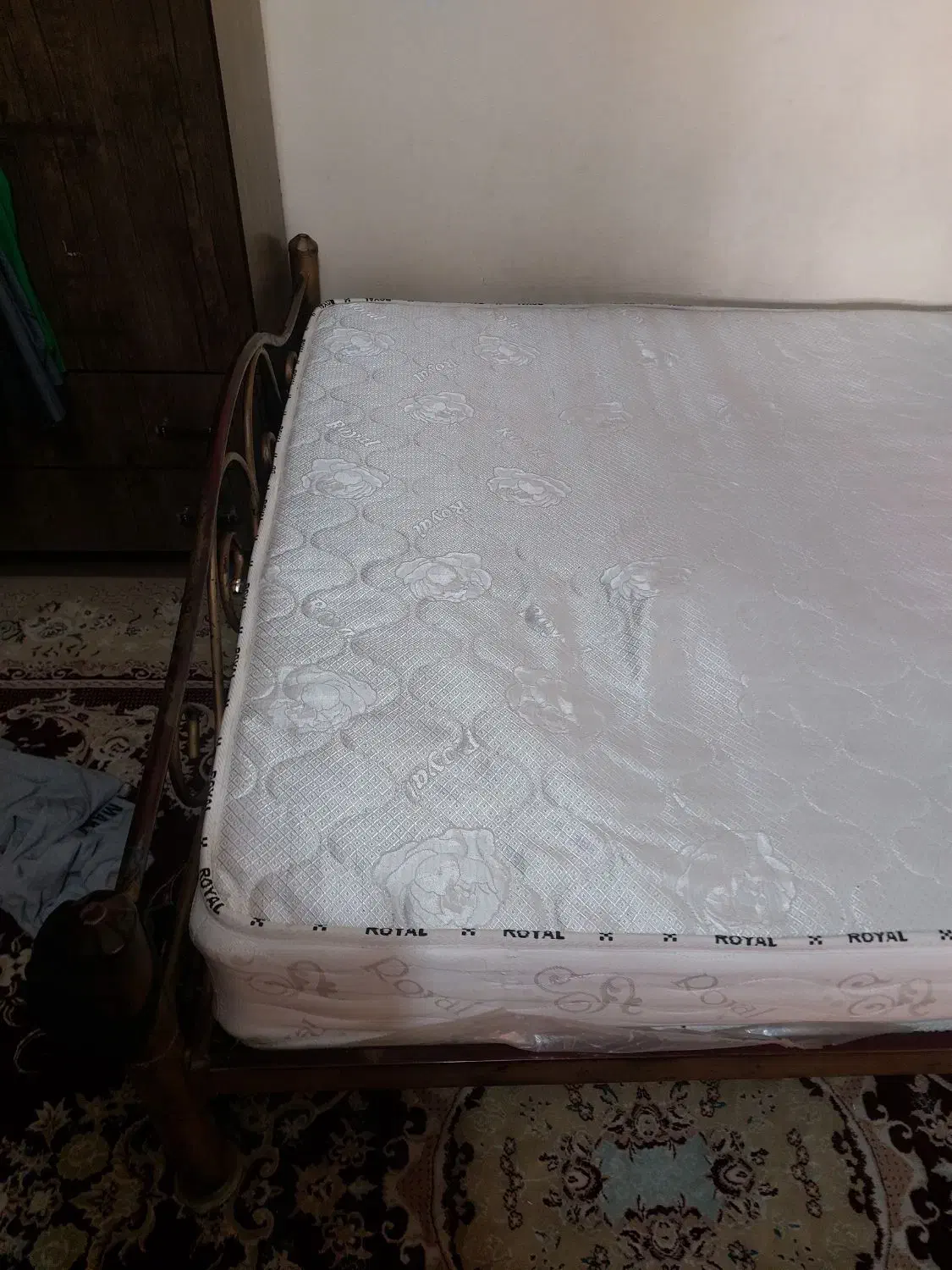 تخت خواب دونفره|تخت و سرویس خواب|شوش, |دیوار