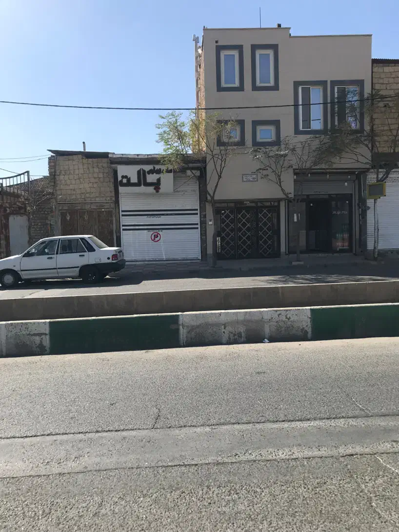 ملک با موقعیت عالی|فروش زمین و ملک کلنگی|ساوه, |دیوار