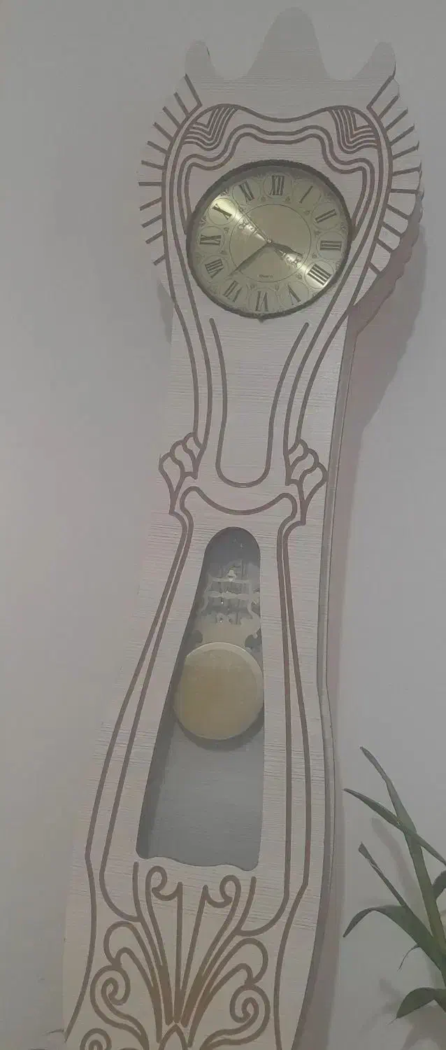ساعت ایستاده|ساعت دیواری و تزئینی|پرند, فاز ۶|دیوار