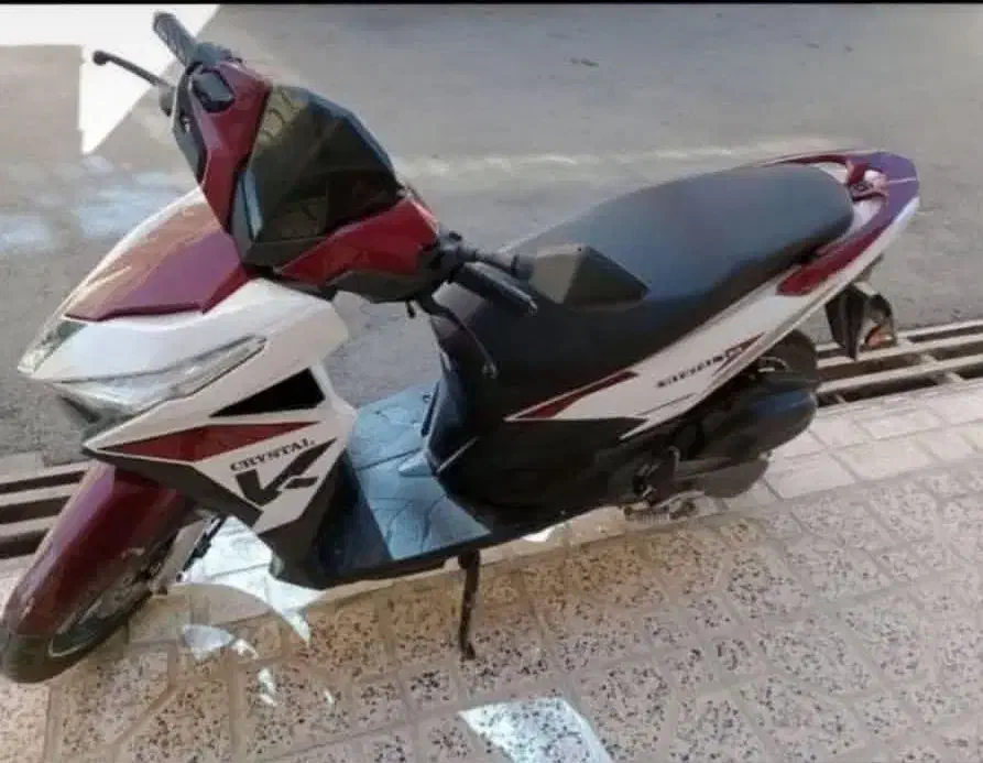 موتور کلیک مدل۹۹ معاوضه باماشین....نسیم شهر|موتورسیکلت|بهارستان, |دیوار