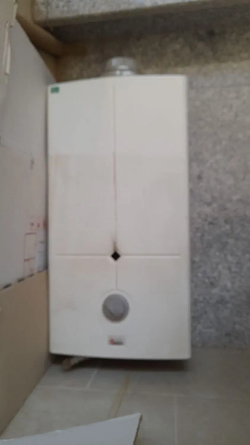 آبگرمکن بوتان مدل ۳۱۱۵|آبگرمکن، پکیج، شوفاژ|اصفهان, سرتاوه|دیوار