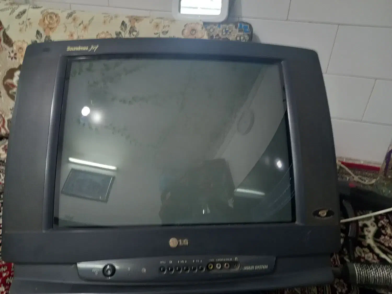 تلویزیون|تلویزیون و پروژکتور|اراک, |دیوار