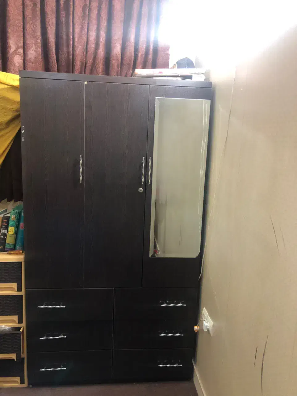 کمد لباس|جاکفشی، کمد، دراور|اندیشه, اندیشه فاز ۱|دیوار