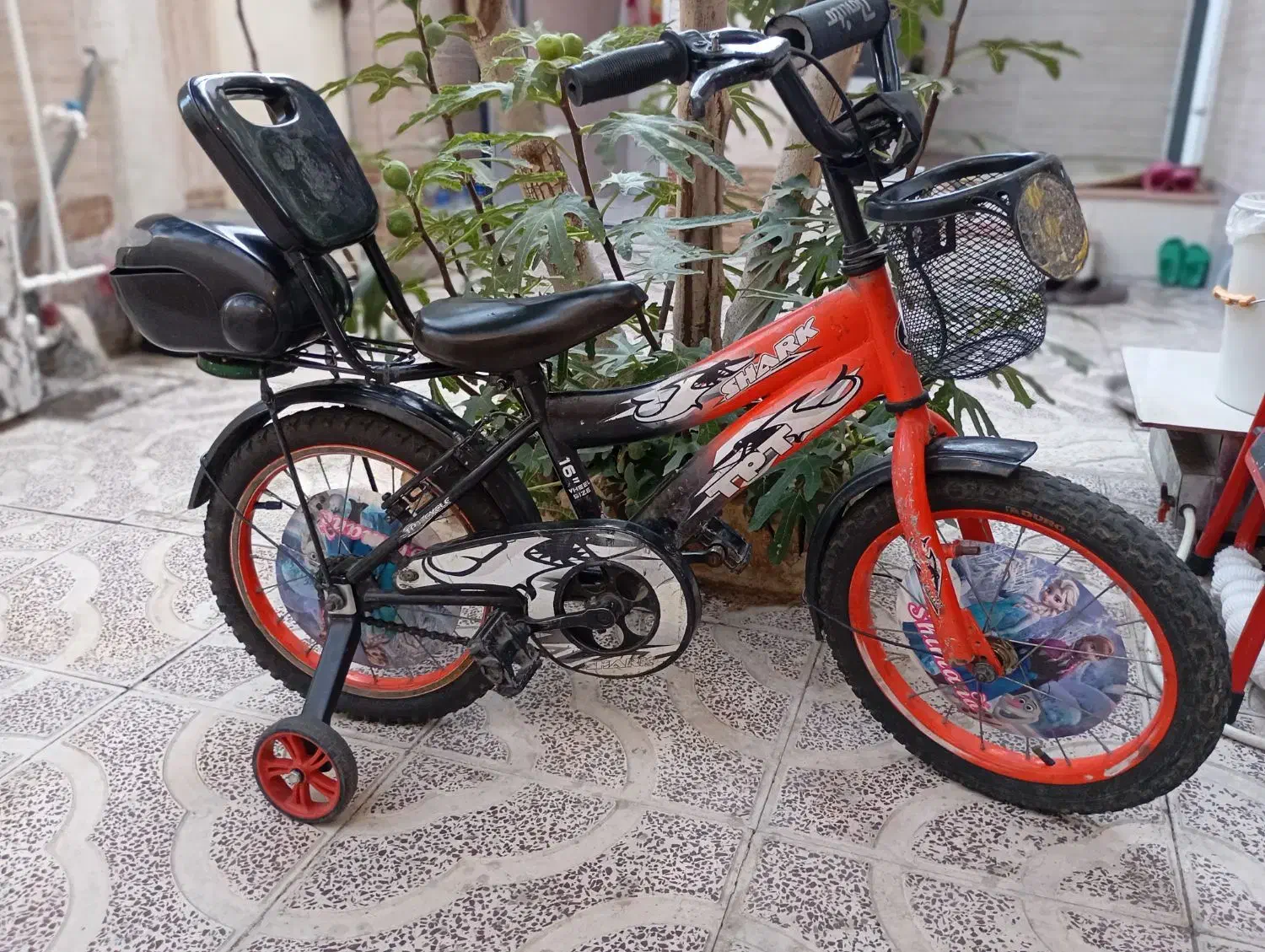 دوچرخه۱۶|دوچرخه، اسکیت، اسکوتر|اندیشه, اندیشه فاز ۱|دیوار