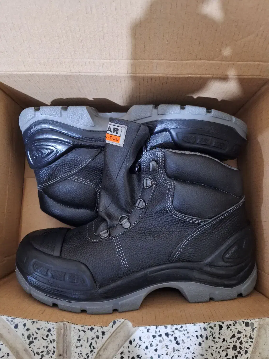 ۳ جفت پوتین نو|کیف، کفش، کمربند|سنقر, |دیوار