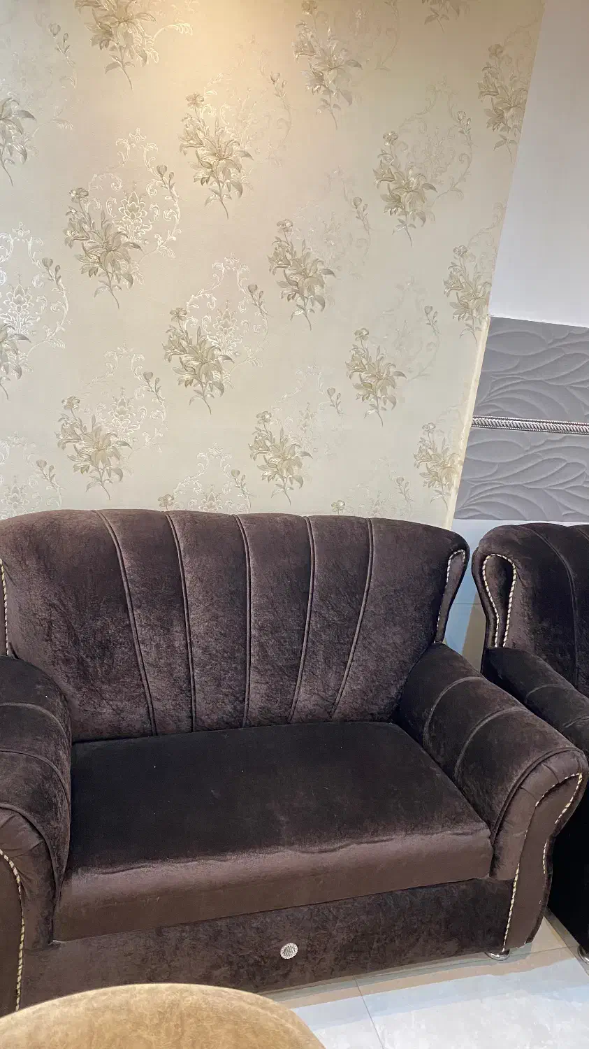 مبلمان|مبلمان خانگی و میز عسلی|رشت, کوی غلام نیا|دیوار