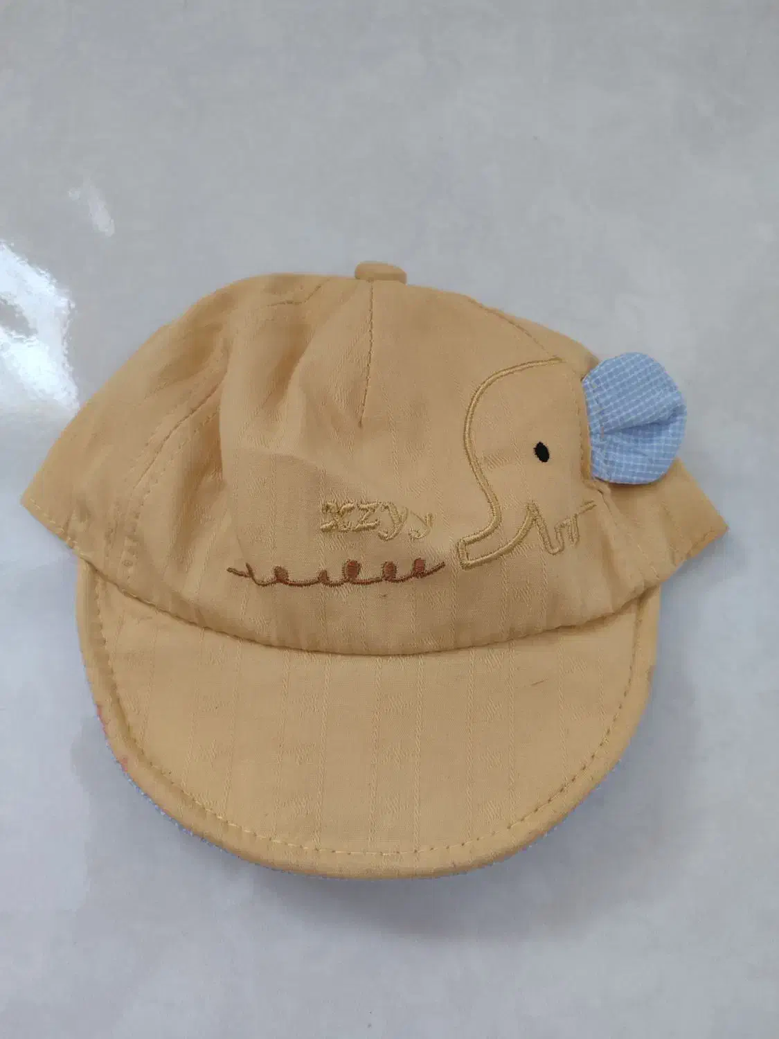 توربان|کفش و لباس بچه|رشت, استقامت ۱|دیوار