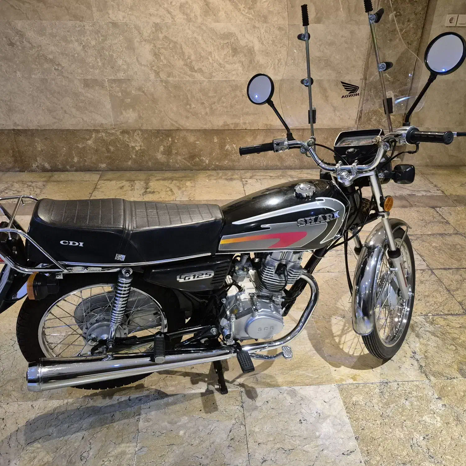 هوندا ۱۲۵ کاربرات مدل ۹۳ در حد صفر|موتورسیکلت|تهران, قلهک|دیوار