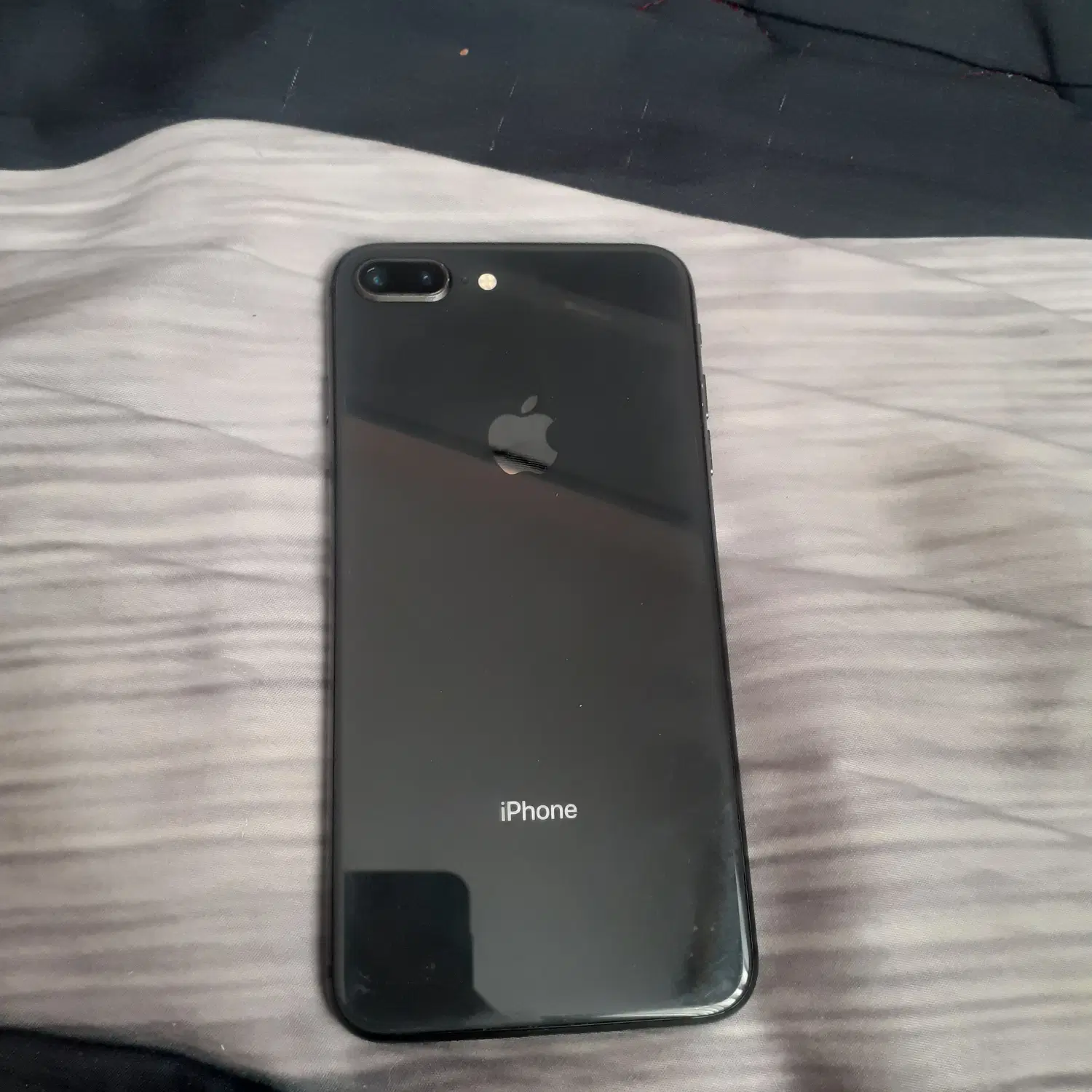 IPhone 8plus 256 lla با انتقال مالکیت|موبایل|تهران, جنتآباد جنوبی|دیوار