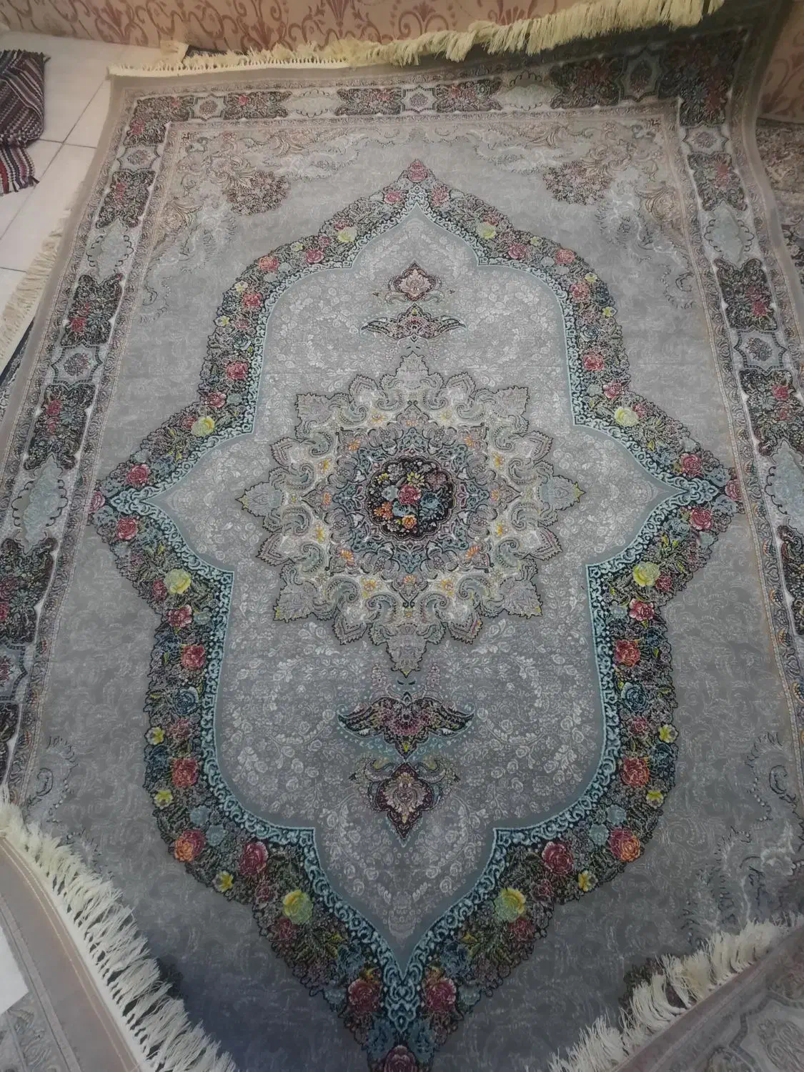 فرش ۶ متری ۷۰۰ شانه|فرش|فردیس, قریشی|دیوار