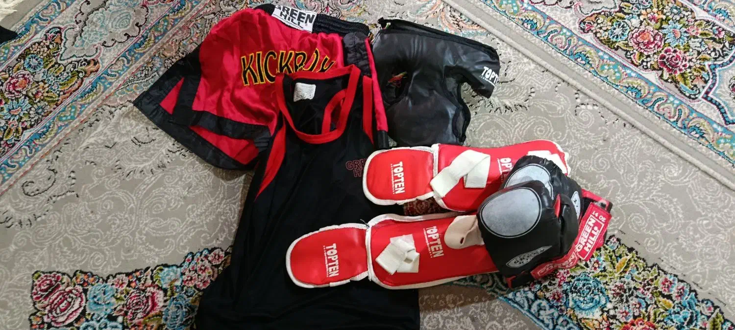 لباس کیکبوکسینگ|لباس|خرمآباد, |دیوار